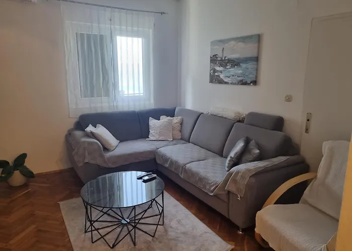 Antonela 아파트