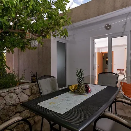 Apartman Antonela *
